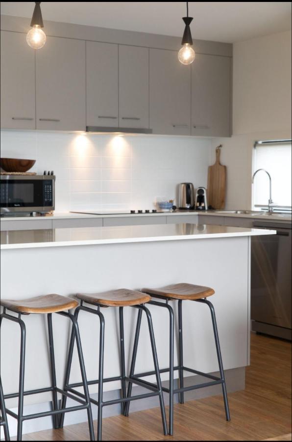 Captains Cove Ground Floor Luxury Apartments 페인스빌 외부 사진